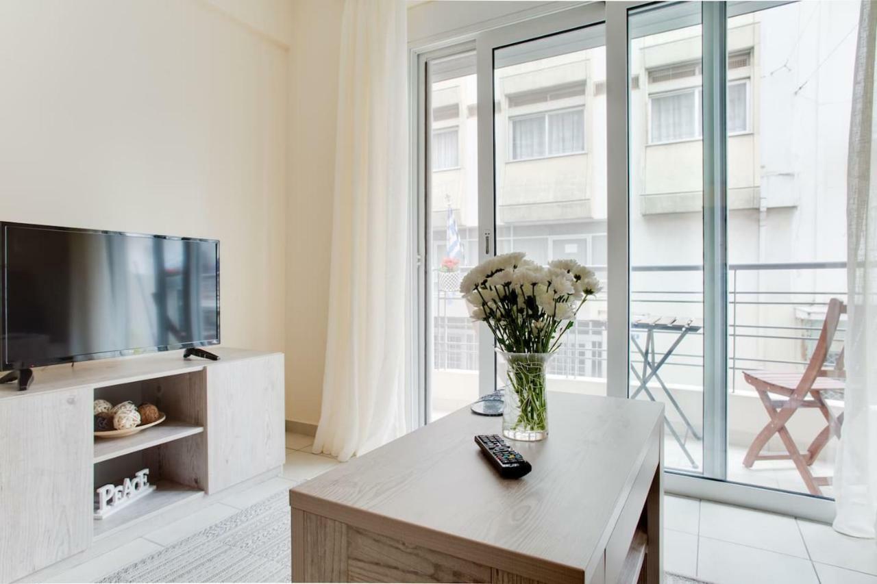 Melina'S Apartment By The Tube Athens Exterior photo